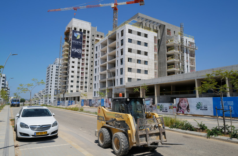  Construction of thousands of new apartments in the Or Yam neighborhood of Or Akiva, on August 16, 2022. (credit: MICHAEL GILADI/FLASH90)