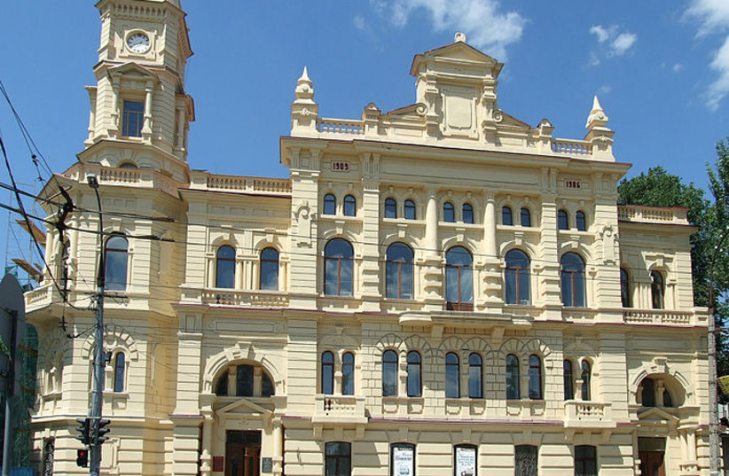 Russian forces systematically stealing Ukrainian art, cultural artifacts - Vimarsana News