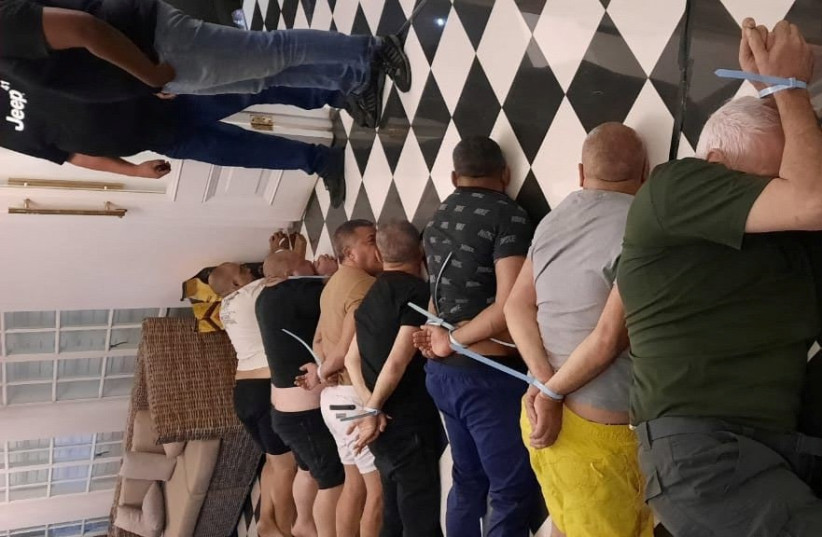 Israeli gang leader begins extradition hearing in South Africa court - Vimarsana News