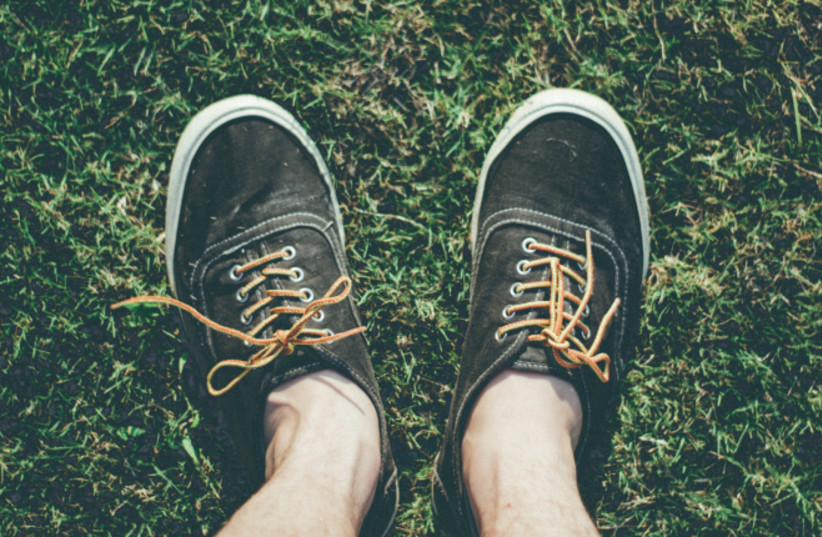 WHEN YOU stoop to tie your shoes, you wonder if maybe there’s something else you can do while you’re down there.  (credit: Joshua Rodriguez/Unsplash)