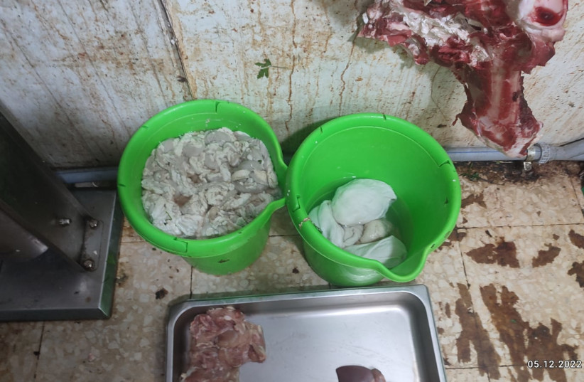   Illegal meat confiscated in a police raid in Abu Tor, December 5, 2022. (credit: ISRAEL POLICE SPOKESPERSON'S UNIT)