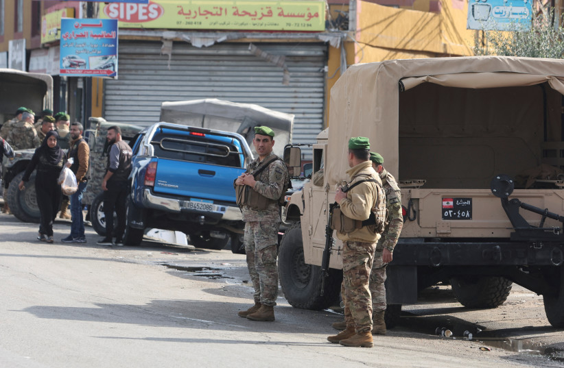  Lebanese army members secure the area in Al-Aqbiya in southern Lebanon December 15, 2022.  (credit: AZIZ TAHER/REUTERS)