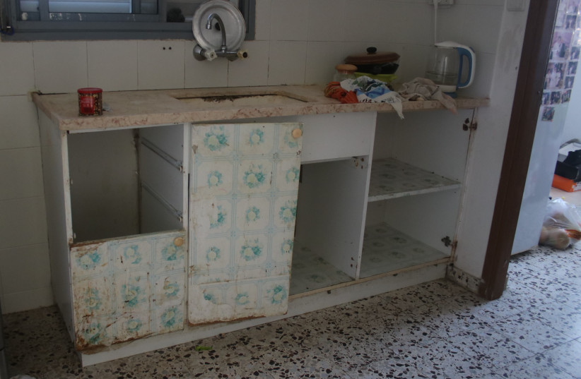 A Sderot family with young children lived with this kitchen for years. (credit: TENUFA BAKEHILA)
