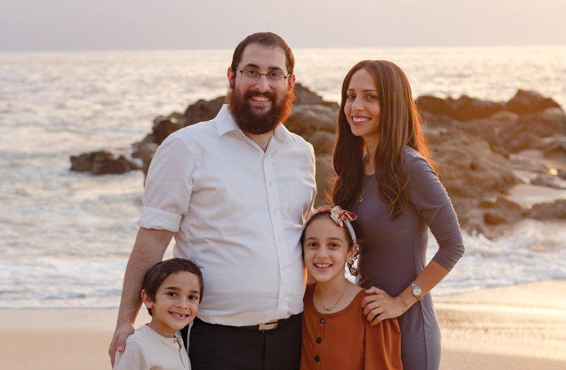 Rabbi and Mushkie Hecht of Puerto Vallarta  (credit: YAELA ORELOWITZ)