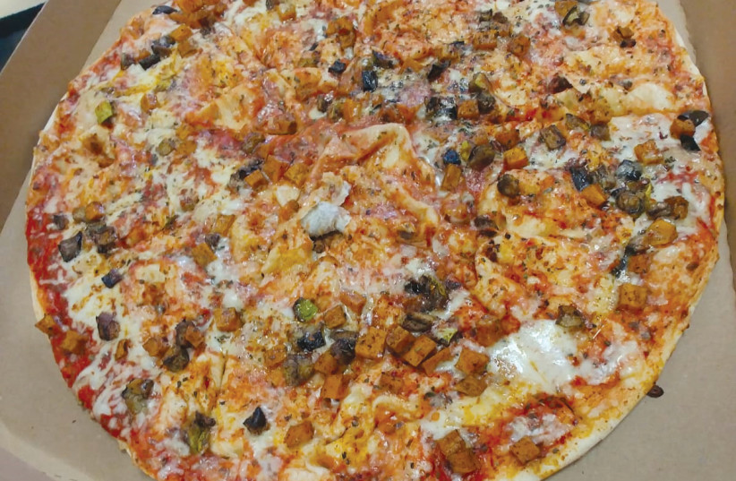  Bardak pizza (credit: AARON REICH)
