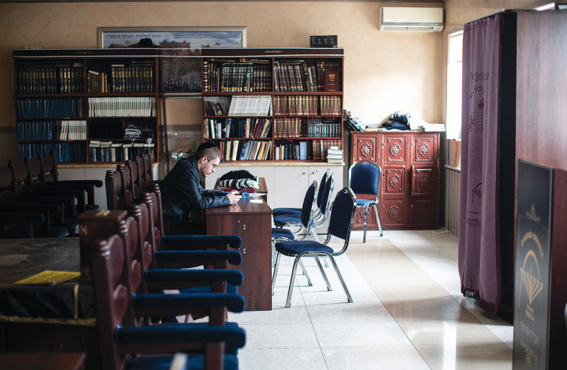 Amid the Russia-Ukraine War, the Jews of Odesa stay resilient - Vimarsana News