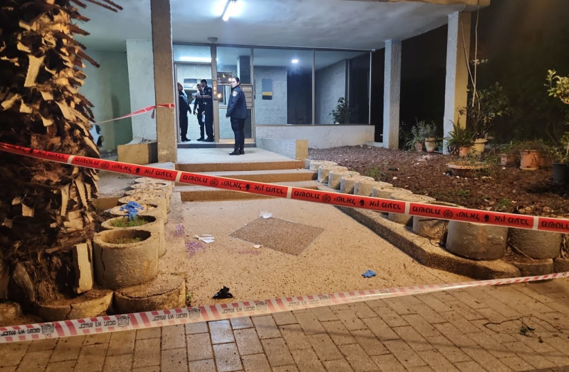  The scene of the stabbing on the evening of January 5, 2023 in Rishon Lezion which resulted in the death of the 15-year-old victim. (photo credit: POLICE SPOKESPERSON'S UNIT)