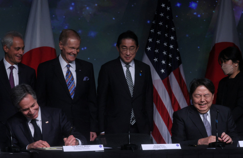  Japan’s Prime Minister Fumio Kishida joins US Secretary of State Antony Blinken at NASA headquarters in Washington (photo credit: REUTERS)