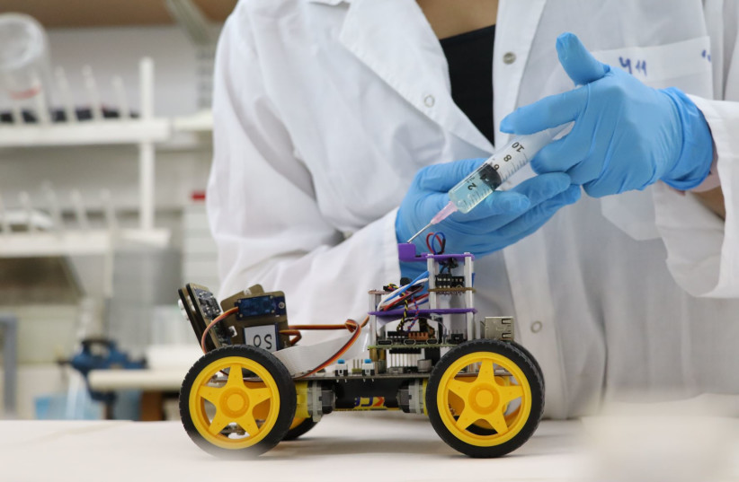 A robot with a biological sensor.  (credit: Courtesy of Tel Aviv University)