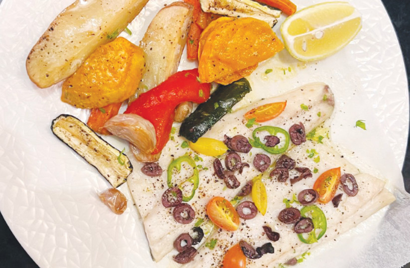  FISH SHWARMA and lavrak fillets and grilled vegetables.  (credit: ALEX DEUTSCH)