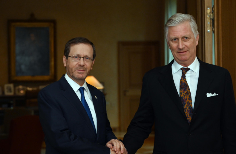  Israel's President Isaac Herzog meets with Belgium's King Phillippe in Brussels, on January 25, 2022 (photo credit: HAIM ZACH/GPO)