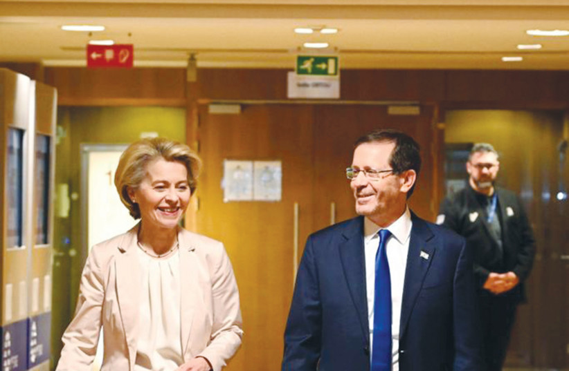  HERZOG WITH Ursula von der Leyen, president of the European Commission. (credit: HAIM ZACH/GPO)