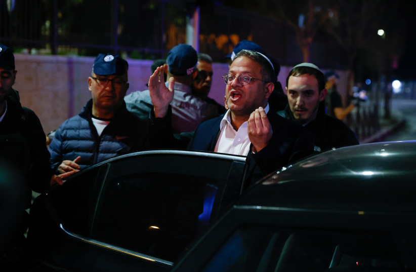  Israeli minister of National Security Itamar Ben Gvir at the scene of a shooting attack in Neve Yaakov, Jerusalem, January 27, 2023. (credit: OLIVIER FITOUSSI/FLASH90)