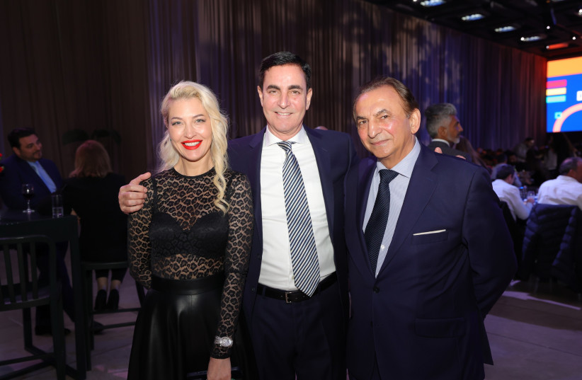  Haim Horowitz and his wife Natalie with attorney Joe Daini (photo credit: FABIAN KOLDORFF)