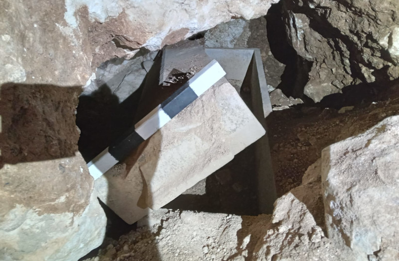  Israeli security forces discovered a thousand-year-old sarcophagus in a Samaria historical site after stopping an attempted robbery of the site on January 29, 2023. (photo credit: SAMARIA REGIONAL COUNCIL)