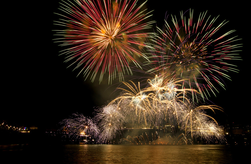  Fireworks display. (photo credit: Negative Space)