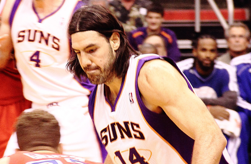  Luis Scola playing for NBA's Phoenix Suns, 12/23/2012. (credit: VIA WIKIMEDIA COMMONS)