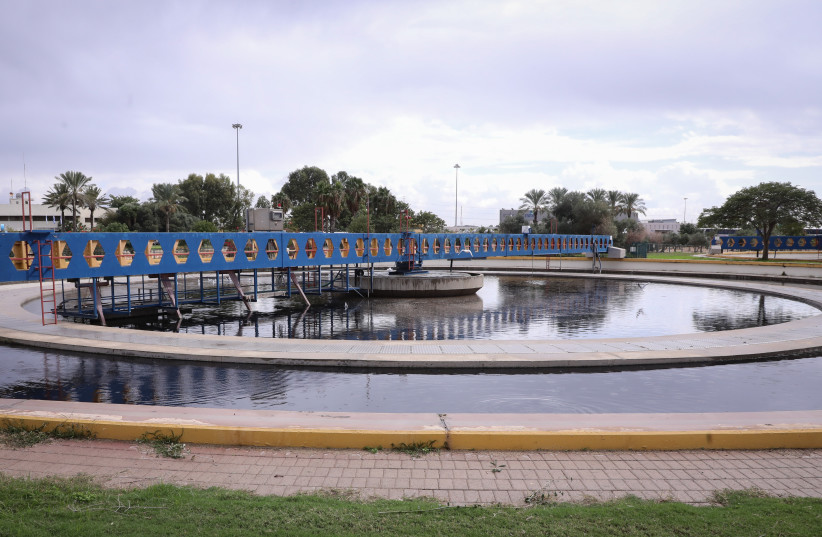  A COALITION goal: By 2025, some 95% of wastewater will be recycled for agricultural use. (Pictured: Dan Region Wastewater Treatment Plant in Rishon Lezion) (photo credit: ISAAC HARARI/FLASH90)