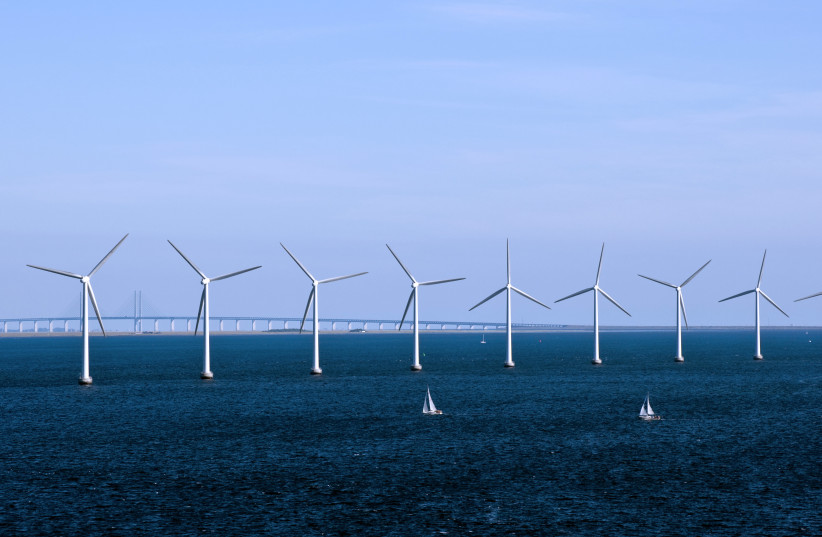 Offshore windfarm in Denmark (photo credit: Wikimedia Commons)