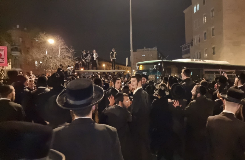 Police forcibly disperse violent ultra-Orthodox protesters in Jerusalem - Vimarsana News