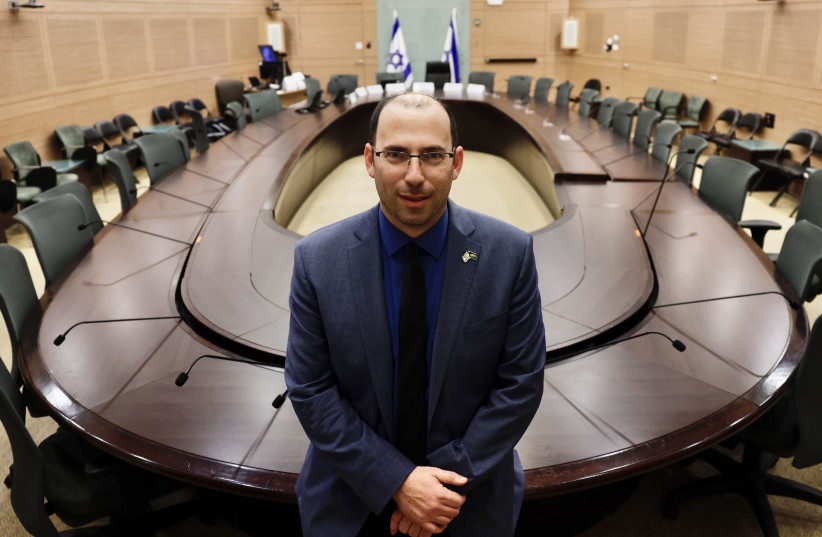 SIMCHA ROTHMAN in the Knesset on Wednesday: We are dealing with issues that are very complex. Members of the Knesset should understand them, the public should understand them.  (credit: MARC ISRAEL SELLEM/THE JERUSALEM POST)