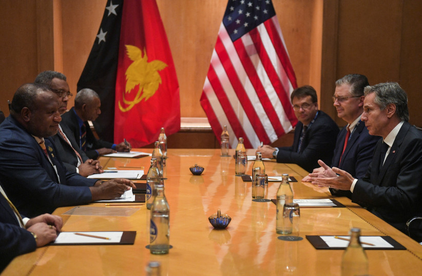  US State Secretary Antony Blinken attends a bilateral meeting with Papua New Guinea's Prime Minister James Marape, on the sidelines of APEC summit, in Bangkok, Thailand November 17, 2022 (credit: REUTERS/CHALINEE THIRASUPA/POOL)
