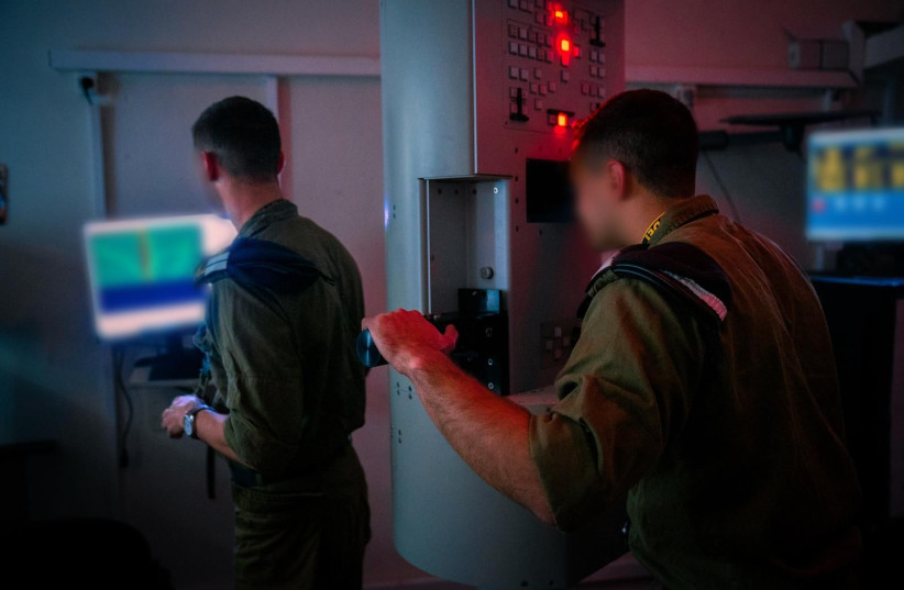  New submarine commander course graduates Y and S. (photo credit: IDF SPOKESPERSON'S UNIT)