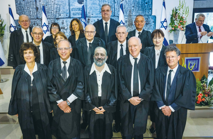  ARYE DERI, botttom center, can’t believe his good luck as he poses with his fellow Supreme Court justices. (Flashpot90) (photo credit: COMPOSITE/OLGA LEVI, FLASH90)