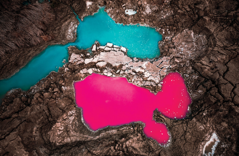  The sinkholes at the Dead Sea have a wide range of colors. (photo credit: LIAM FORBERG)