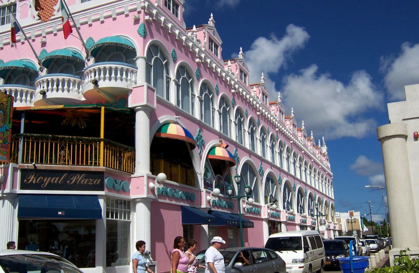 Dutch Colonial architecture in Oranjestad, Aruba, in 2004 (photo credit: DAVID ET MAGALIE/CC BY 2.0 (https://creativecommons.org/licenses/by/2.0)/VIA WIKIMEDIA COMMONS)