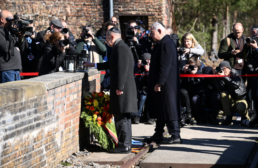  Israeli Prime Minister Benjamin Netanyahu and German Chancellor Olaf Scholz lay wreaths as they visit Platform 17 (Gleis 17), the memorial to those who were deported to the death camps by Deutsche Reichsbahn trains in 1941-1945, at Berlin-Grunewald train station in Berlin, Germany March 16, 2023 (photo credit: REUTERS/ANNEGRET HILSE)