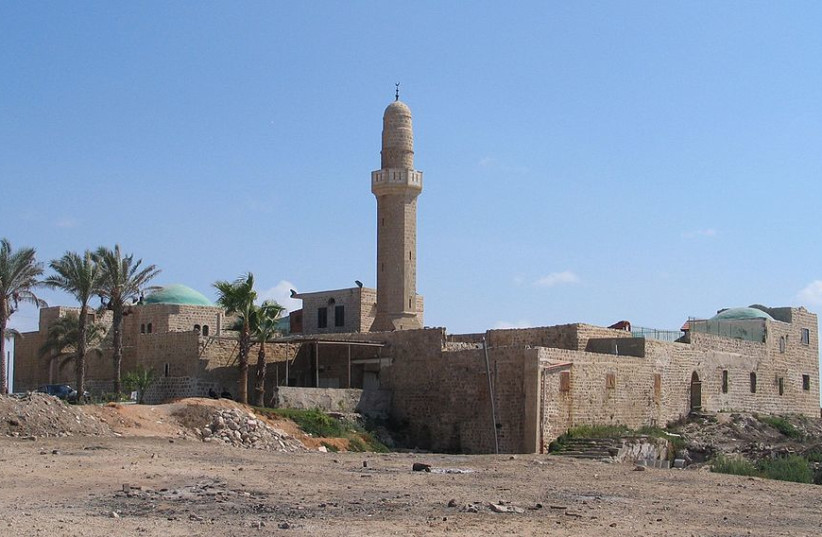  The Sidna Ali Mosque in Herzliya, Israel. (photo credit: Wikimedia Commons)