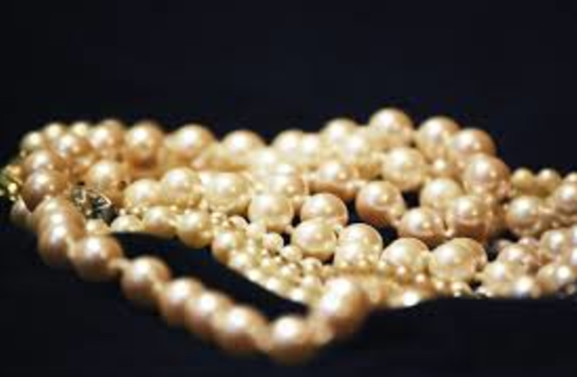  Illustrative image of pearls. (credit: FLICKR)