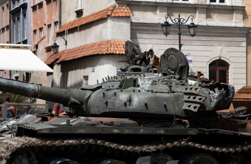  A destroyed Russian T-72B tank captured by Ukrainian army is presented during an exhibition called ''For our freedom and yours'' in the old town of Warsaw, Poland June 27, 2022.  (credit: REUTERS/KACPER PEMPEL)
