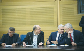  BLUE AND WHITE chairman Benny Gantz holds a meeting with then-faction leaders Yair Lapid, Moshe Ya’alon and Gabi Ashkenazi, in the Knesset, 2019.