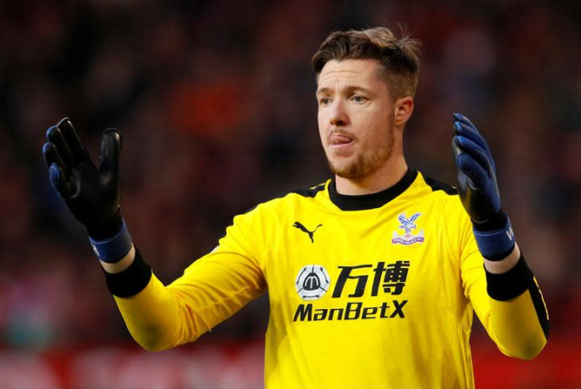 Fa To Investigate Alleged Nazi Salute By Crystal Palace Keeper Hennessey The Jerusalem Post
