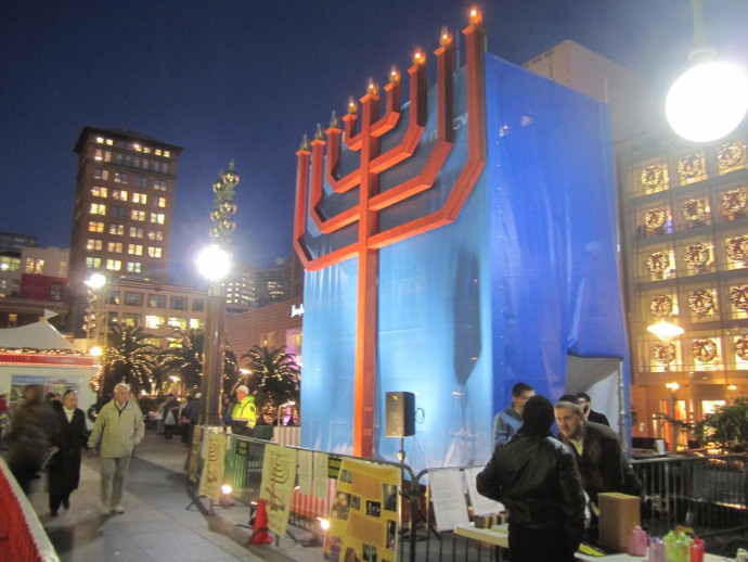 Hanukkah in San Francisco CHABAD OF SAN FRANCISCO