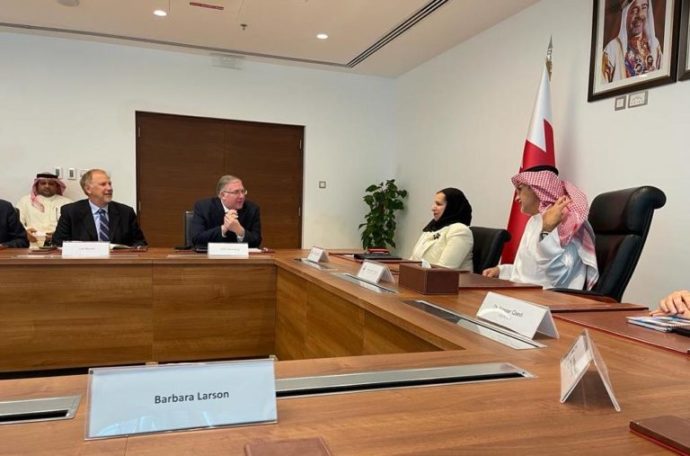 Zayed bin Rashid Al Zayani, Bahrain’s minister of industry, commerce and tourism, meets with an Evangelical delegation (Credit: ALL ARAB NEWS)