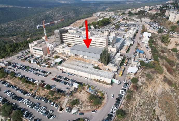 View of Ziv from above with the new rocket-proof operating rooms, generously donated by the Helmsley Charitable Trust (Credit: Ziv Spokesperson)