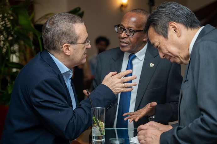Left to right: European Union Ambassador to Israel Dimiter Tzantchev, Kenyan Ambassador to Israel Samuel Thuita, Japanese Ambassador to Israel Mizushima Koichi at FLAME Art of the Grill. (Credit: Yuri Skvirski)