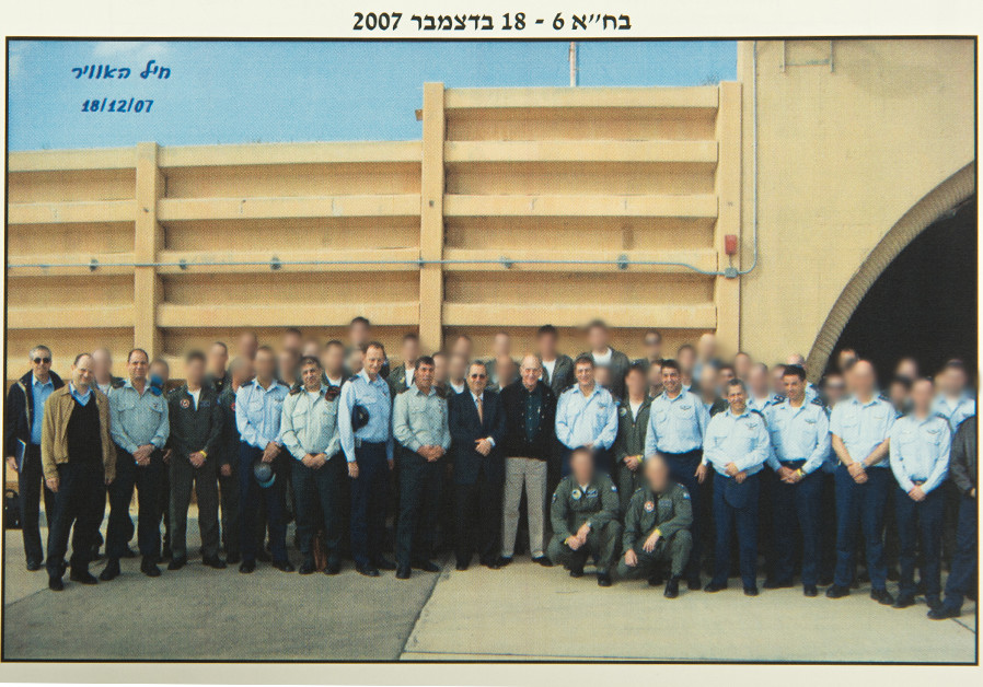 A picture of all the IAF pilots that participated in the operation of bombing a Syrian nuclear reactor. (photo credit: IDF SPOKESPERSON'S OFFICE)