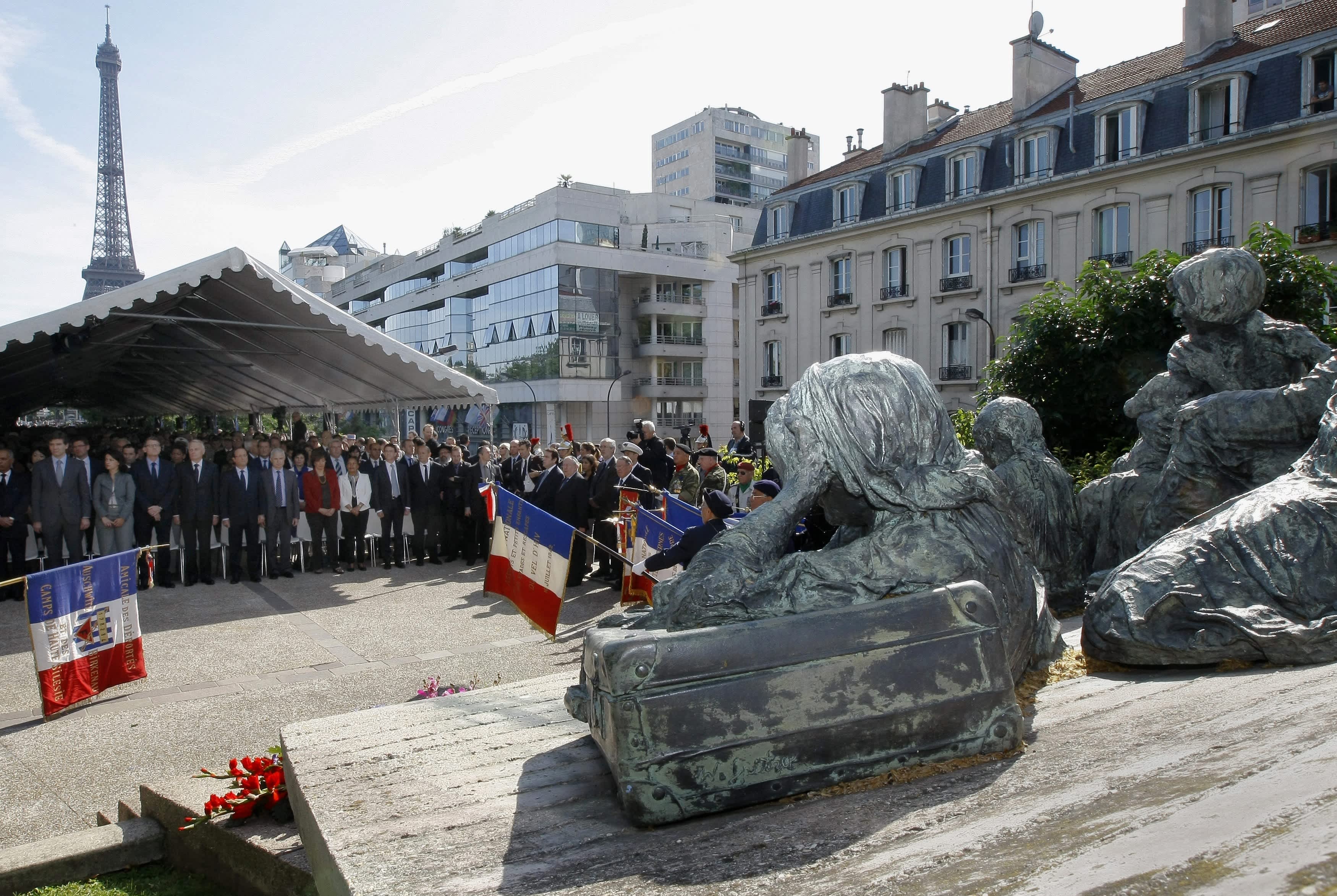A commemoration ceremony in front of the memorial of the Vel D'Hiv roundup (Rafle du Velodrome d'Hiver) in Paris [File Reuters]