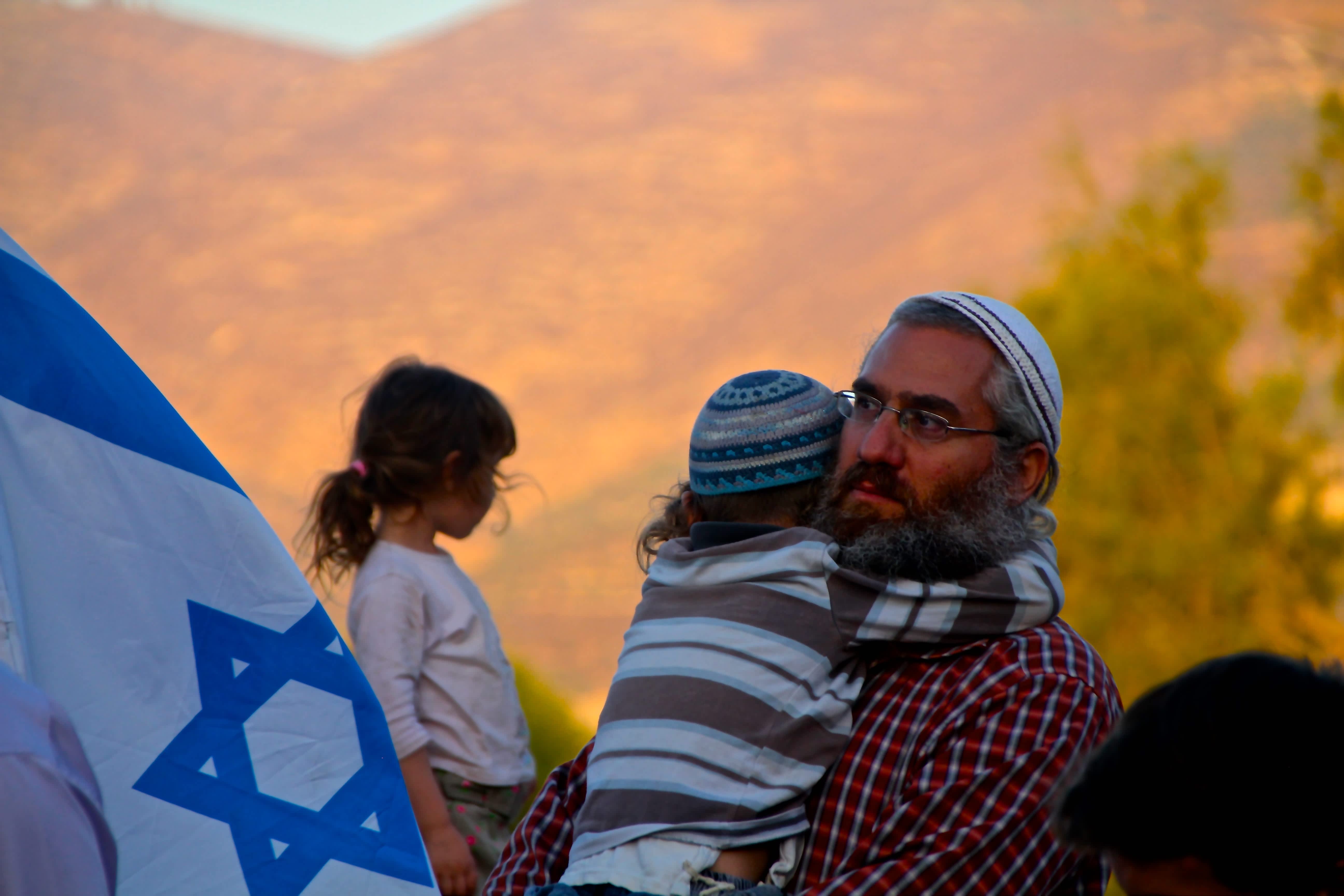  Settlers at a protest rally on the ruins of the former Sa-Nur settlement in Samaria (credit: Tovah Lazaroff)