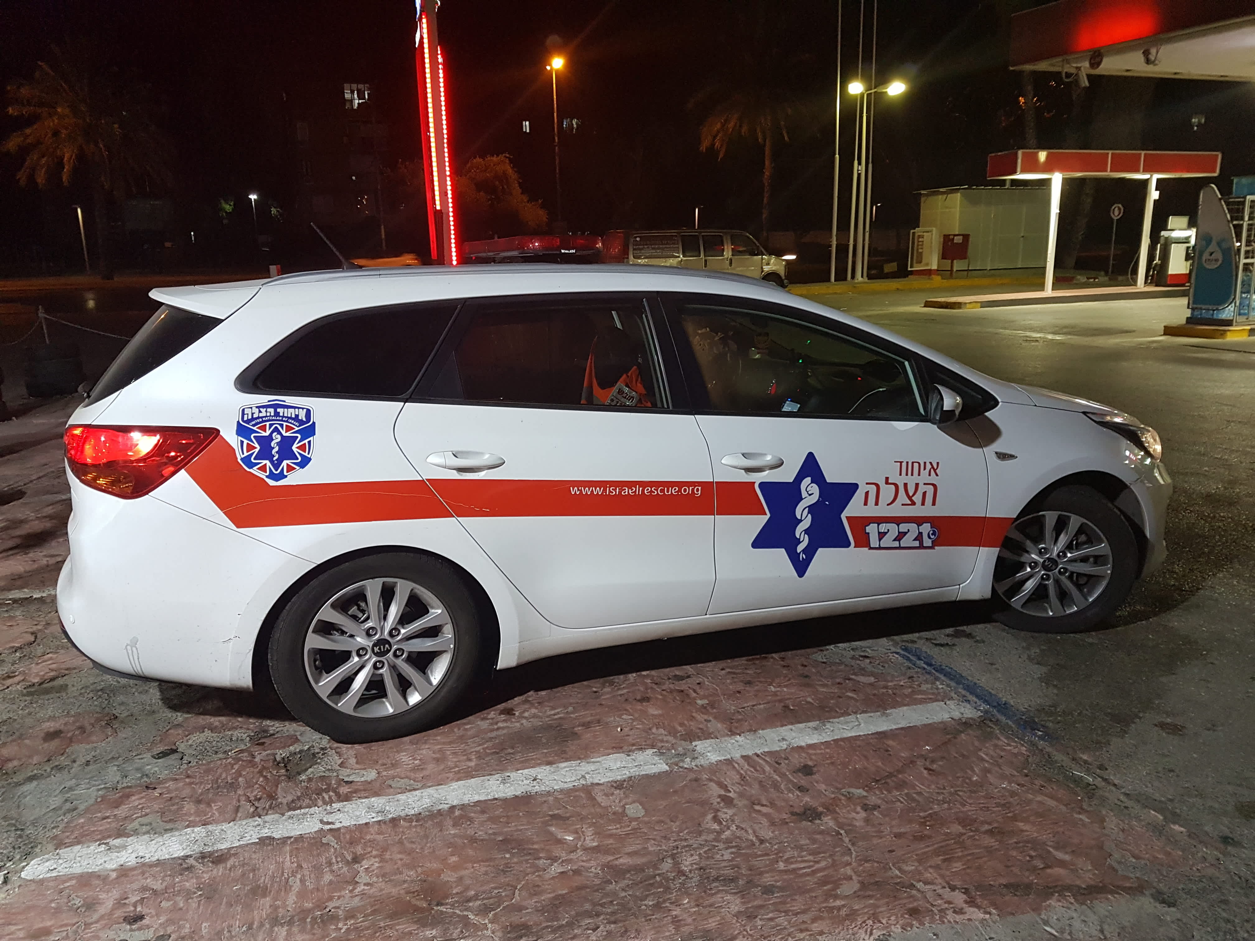 United Hatzalah fly car (credit: Becky Brothman)