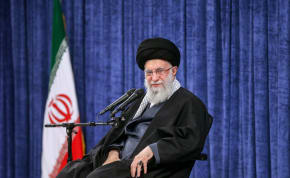  Iran's Supreme Leader Ayatollah Ali Khamenei looks on during a meeting in Tehran, Iran, April 3, 2024. 