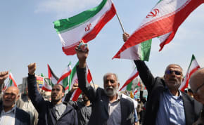  Iranians chant during an anti-Israel rally in Tehran, Iran, April 19, 2024. 