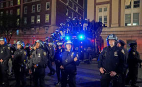  Police use a special vehicle to enter Hamilton Hall which protesters occupied, as other officers enter the campus of Columbia University, New York City, US, April 30, 2024.
