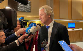  Dutch far-right leader Geert Wilders speaks to media in The Hague, Netherlands after polls closed in an EU election on June 6, 2024. 