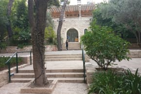  Jerusalem’s Ticho House 