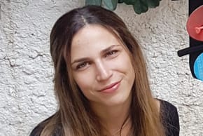  Evelyn (Evi) Anca
